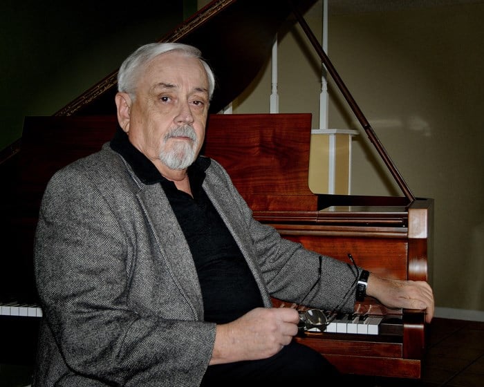 Logo for Kansas City Piano Brokers