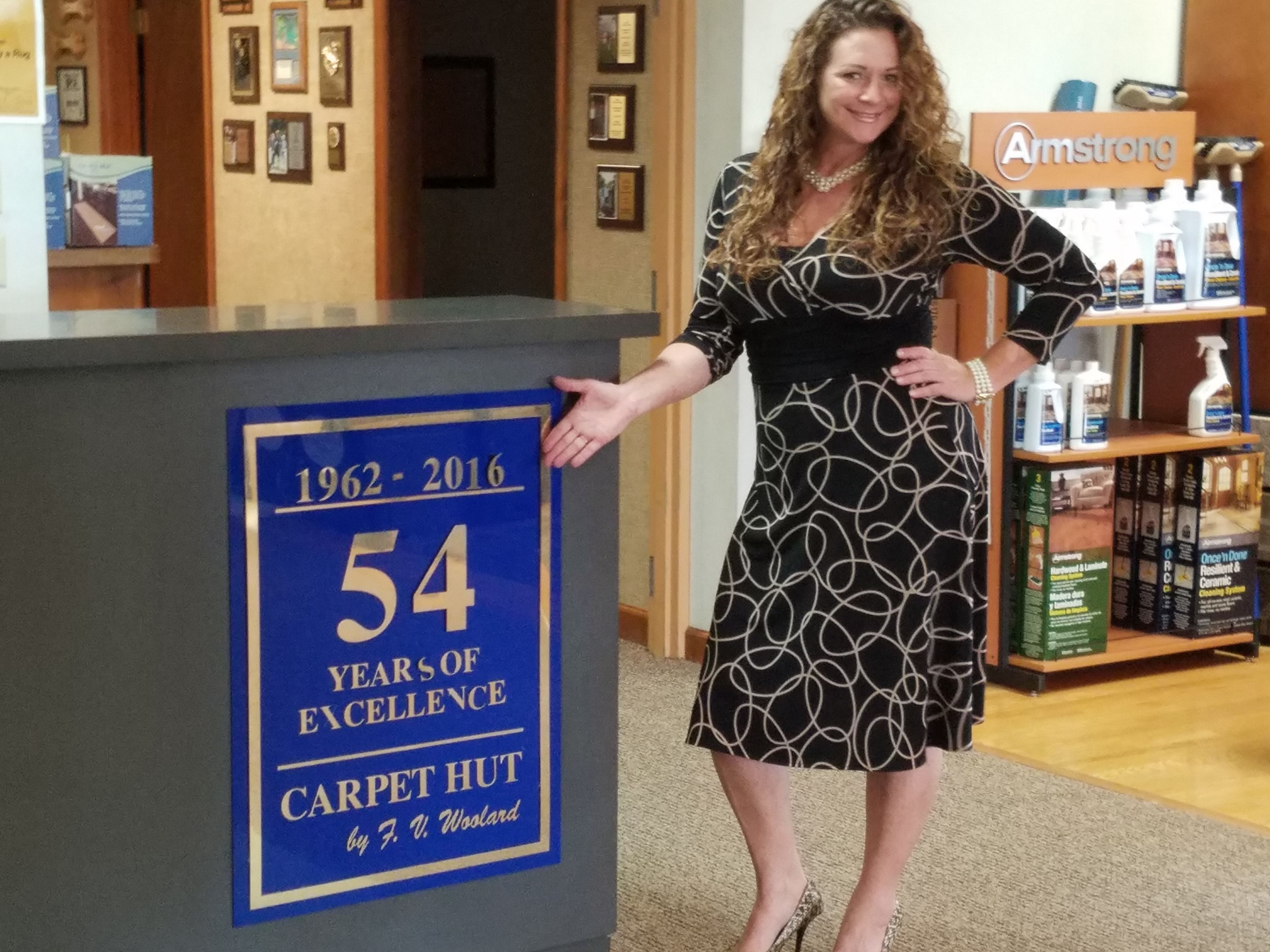 Logo for CARPET HUT BY F V WOOLARD