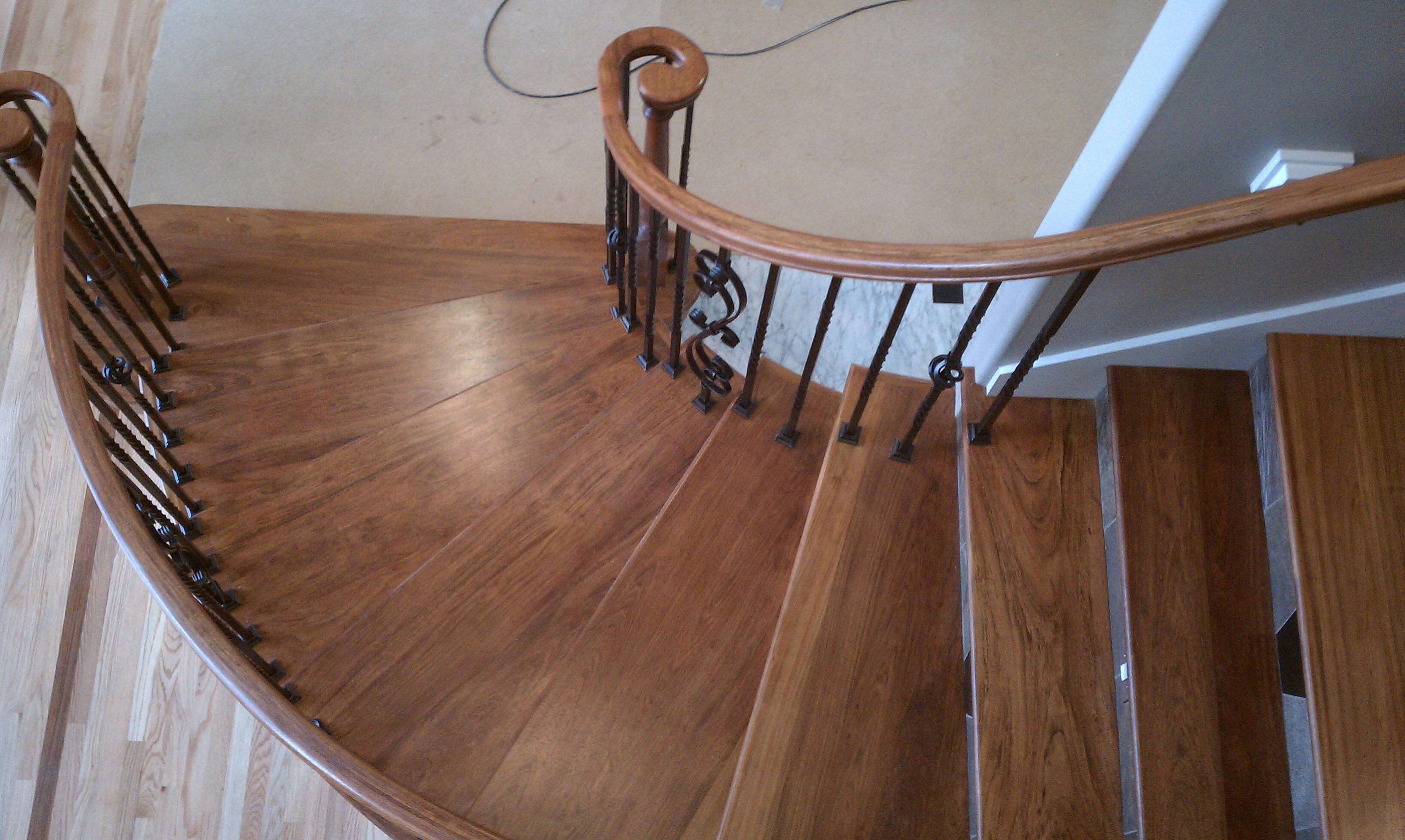 The Masters Touch Custom Woodworking logo