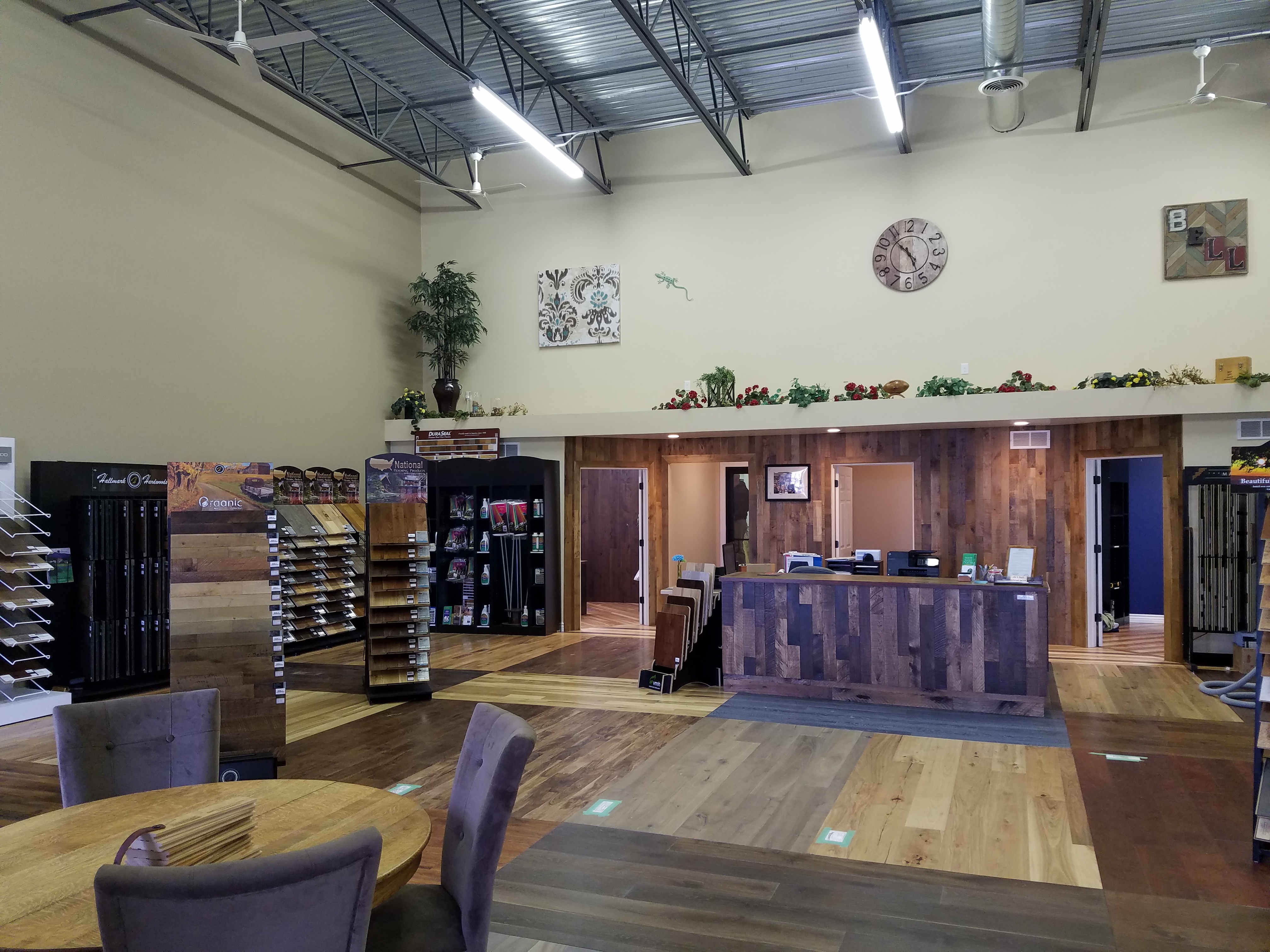 Logo for BELL HARDWOOD FLOORS