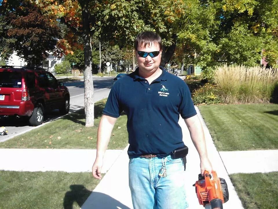 Avatar for Mike's Lawn Services