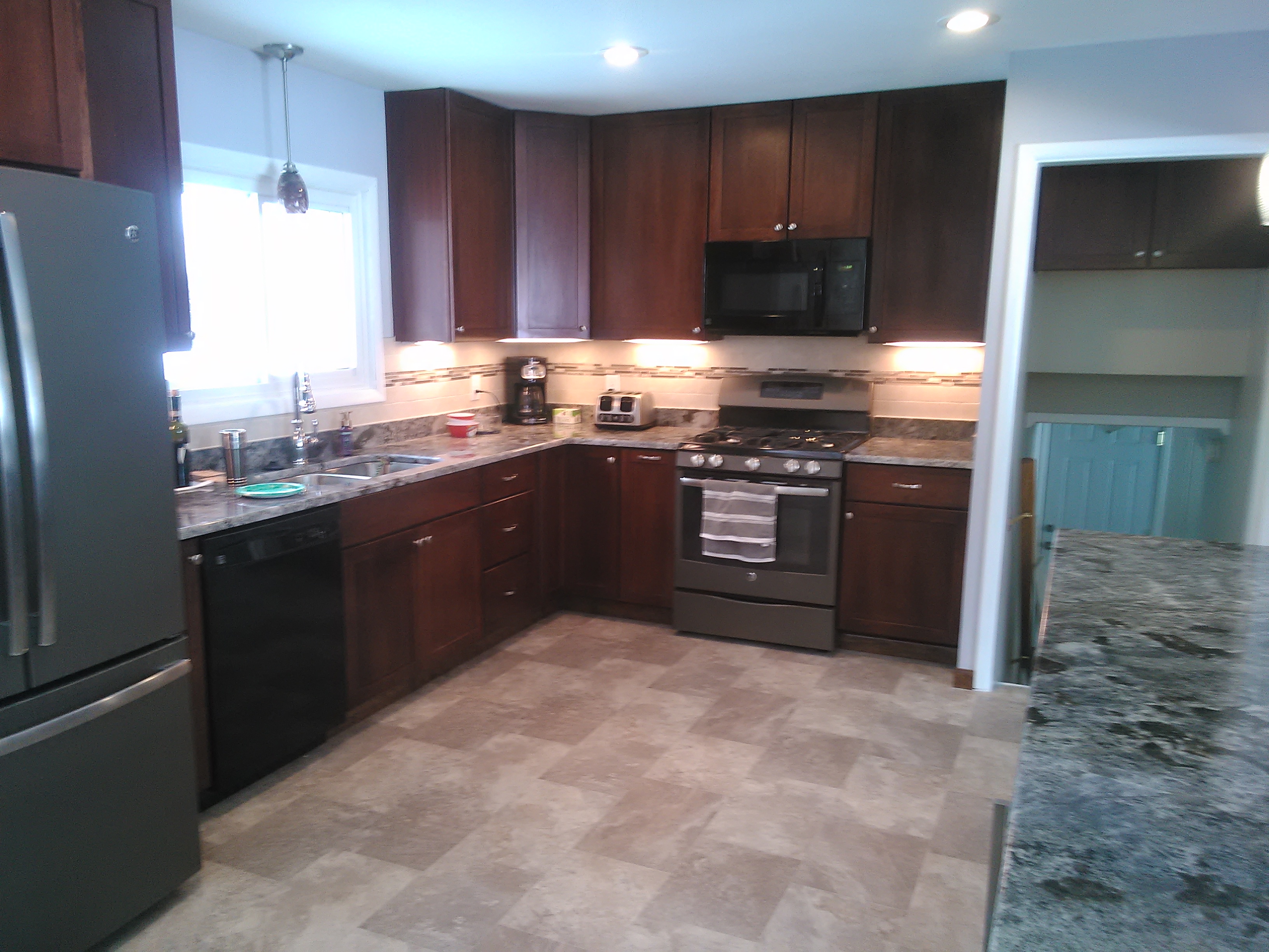 Avatar for Country Gentlemen Kitchen and Bath Remodeling, Inc