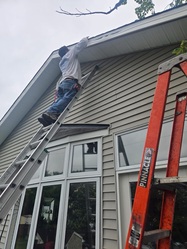 Edgar's Handyman Service logo