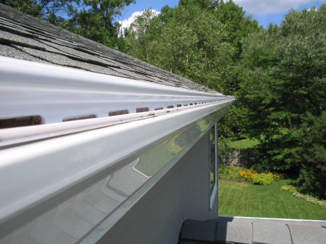Gutter Gurus Inc logo