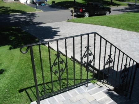 ES Ironworks Inc. logo