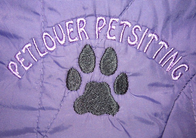 Logo for Petlover Petsitting