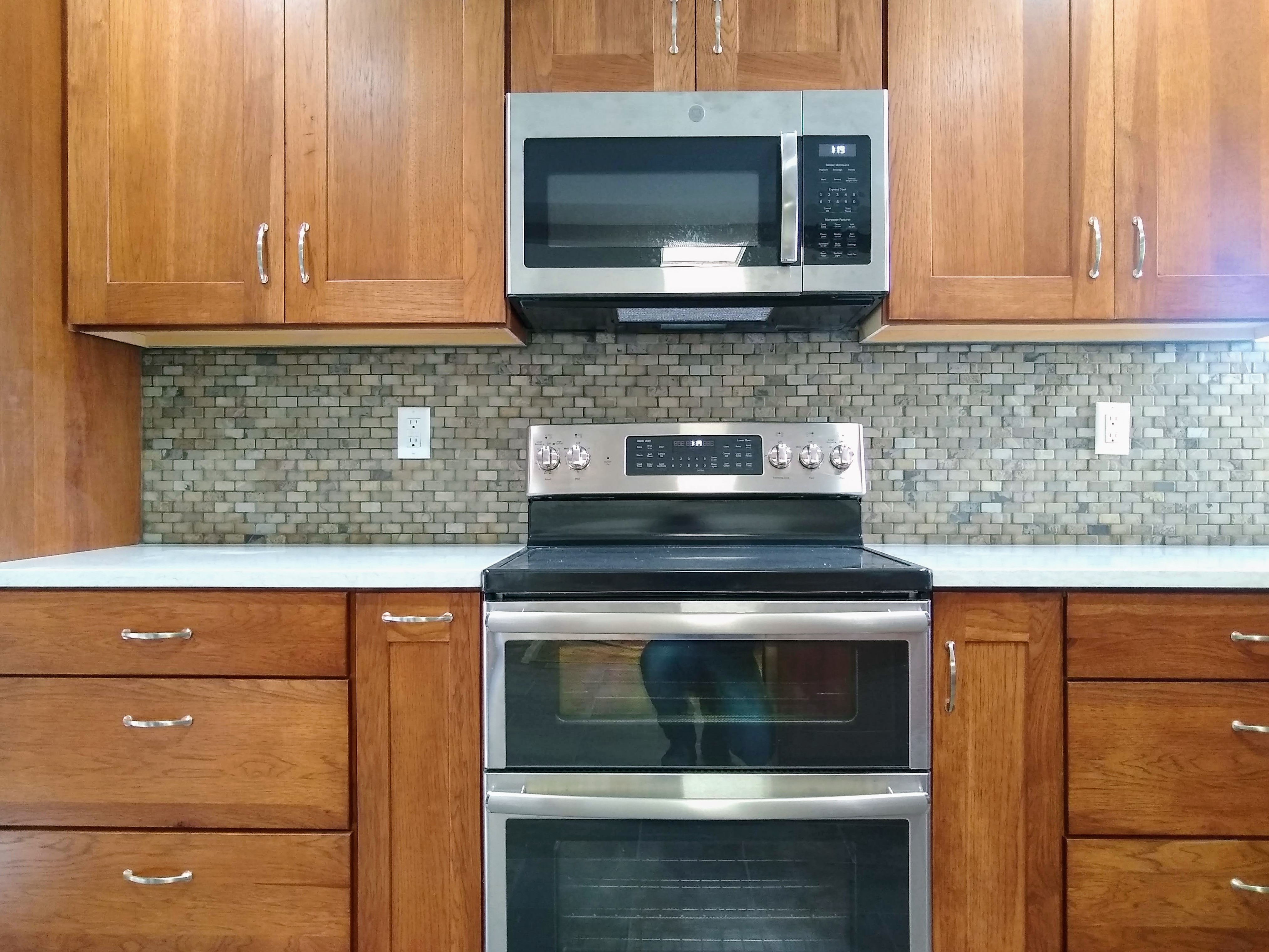 Romancing The Stone, Tile Installation logo