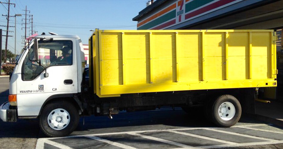 Hauling L.A: Junk Removal Service logo