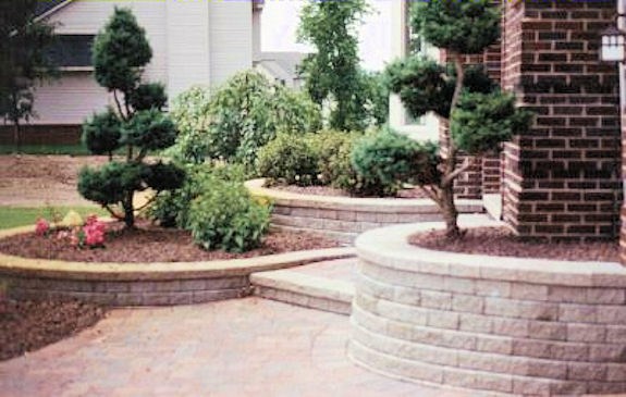 M & M MASONRY/HOME IMPROVEMENTS logo
