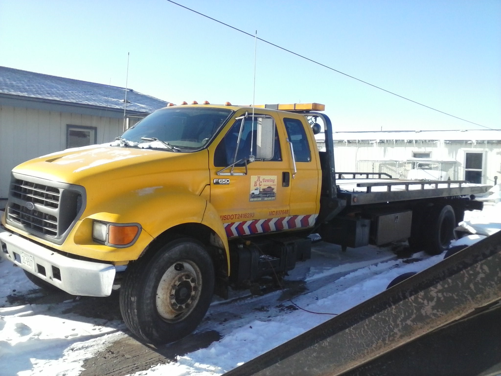 ABC Towing logo