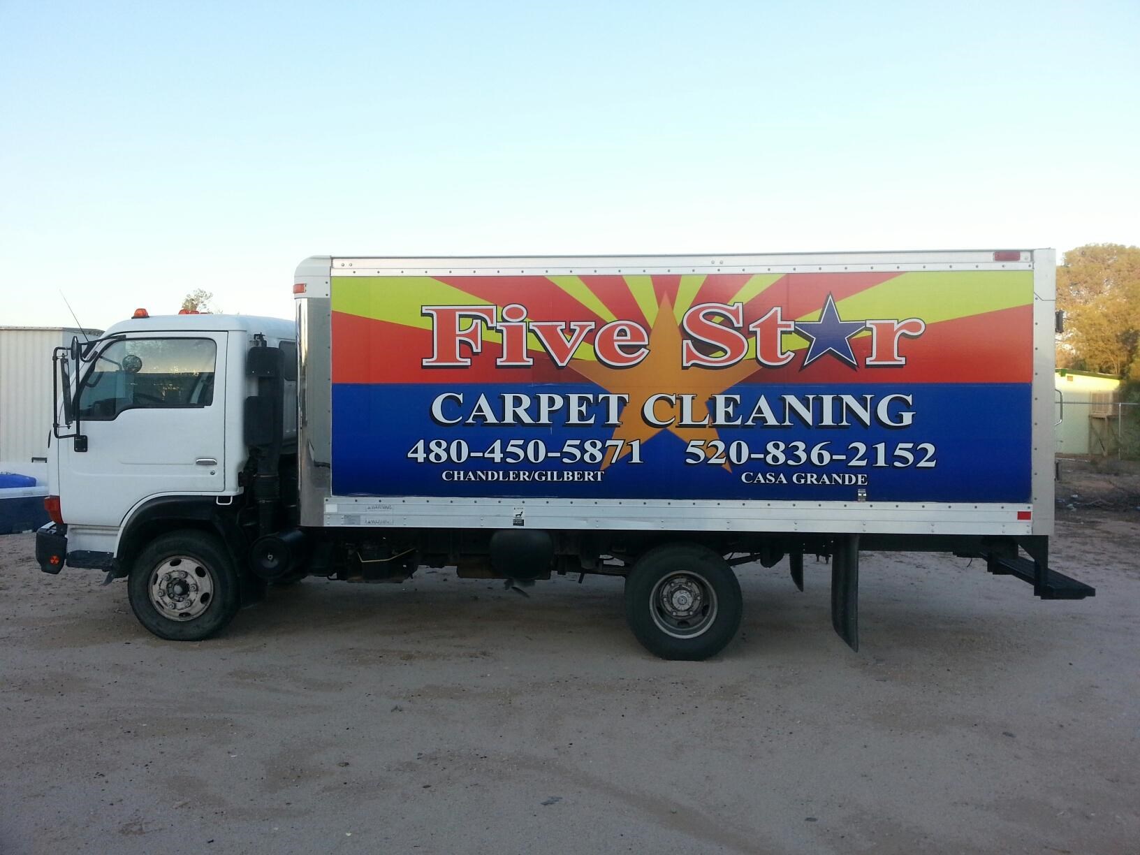 FIVE STAR CARPET CLEANING logo