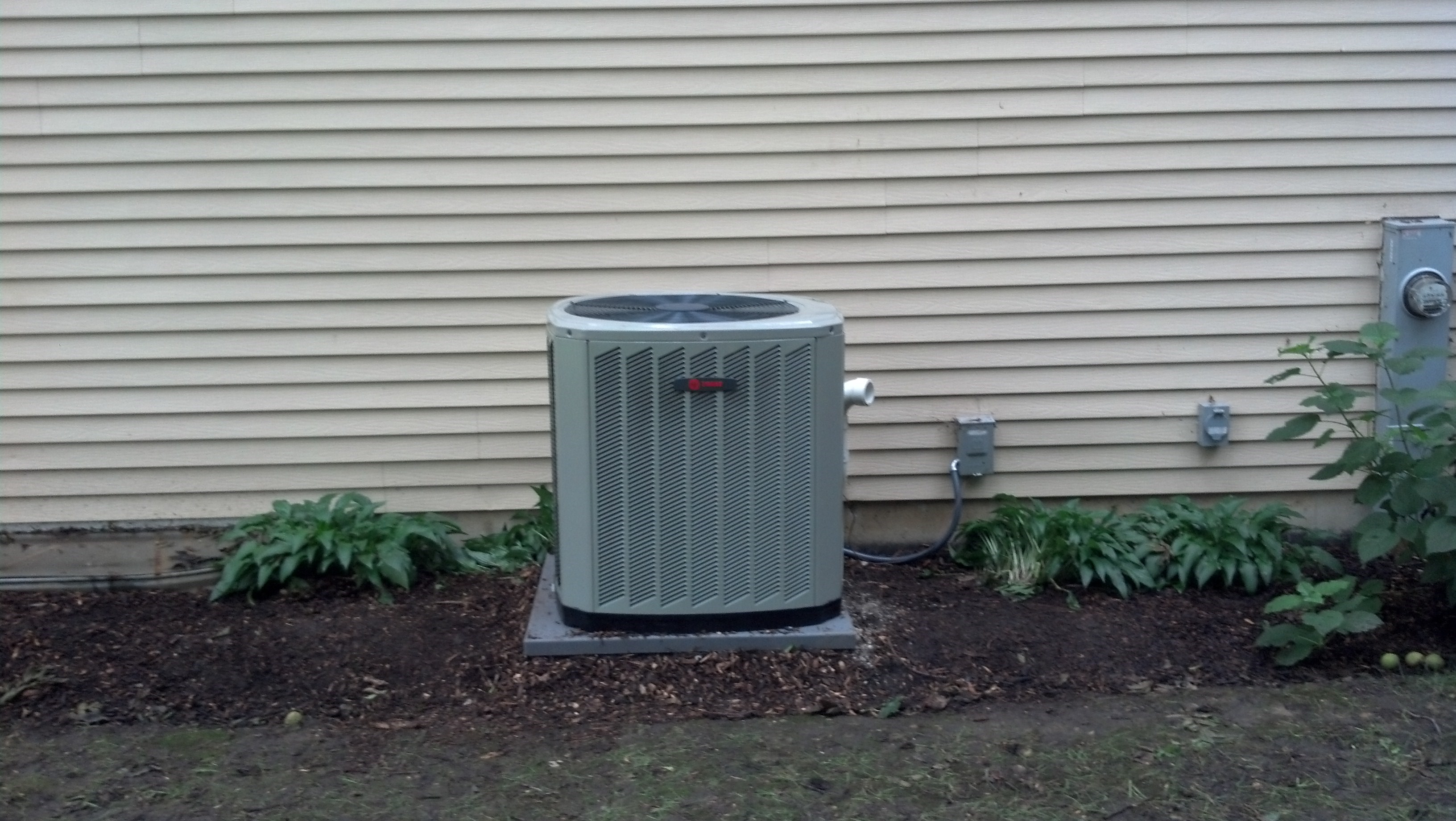 Vernon Hills Heating & Cooling Inc logo