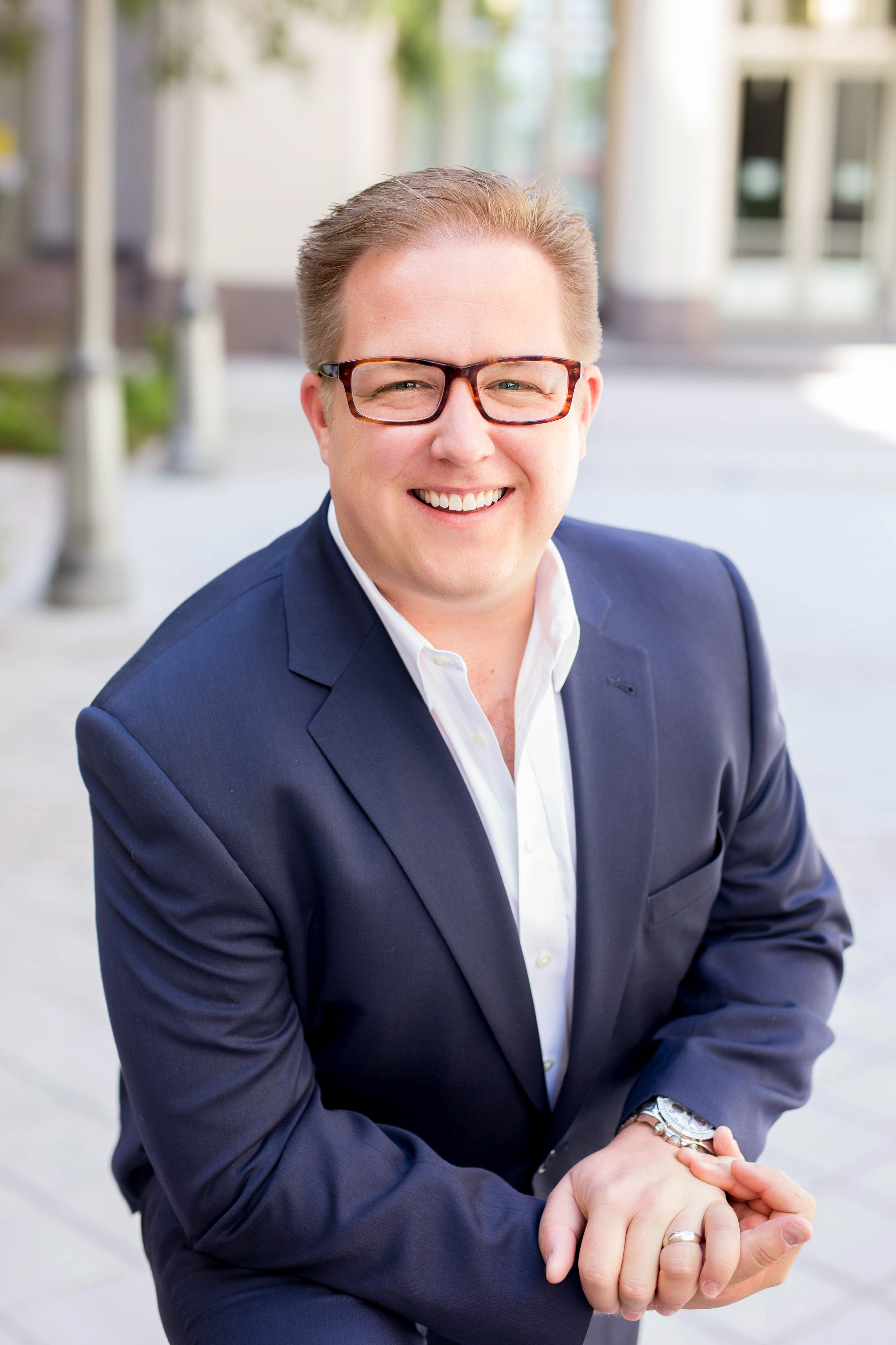 Geoffrey W. Lavell - The Lavell Group logo