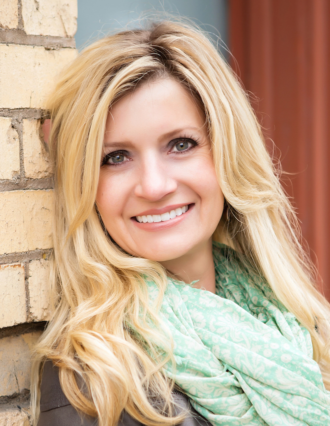 Logo for Tracy Penna - Real Estate Broker