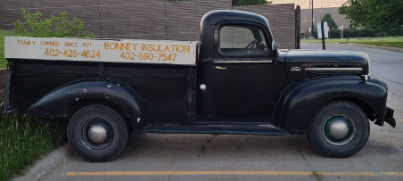 BONNEY INSULATION logo