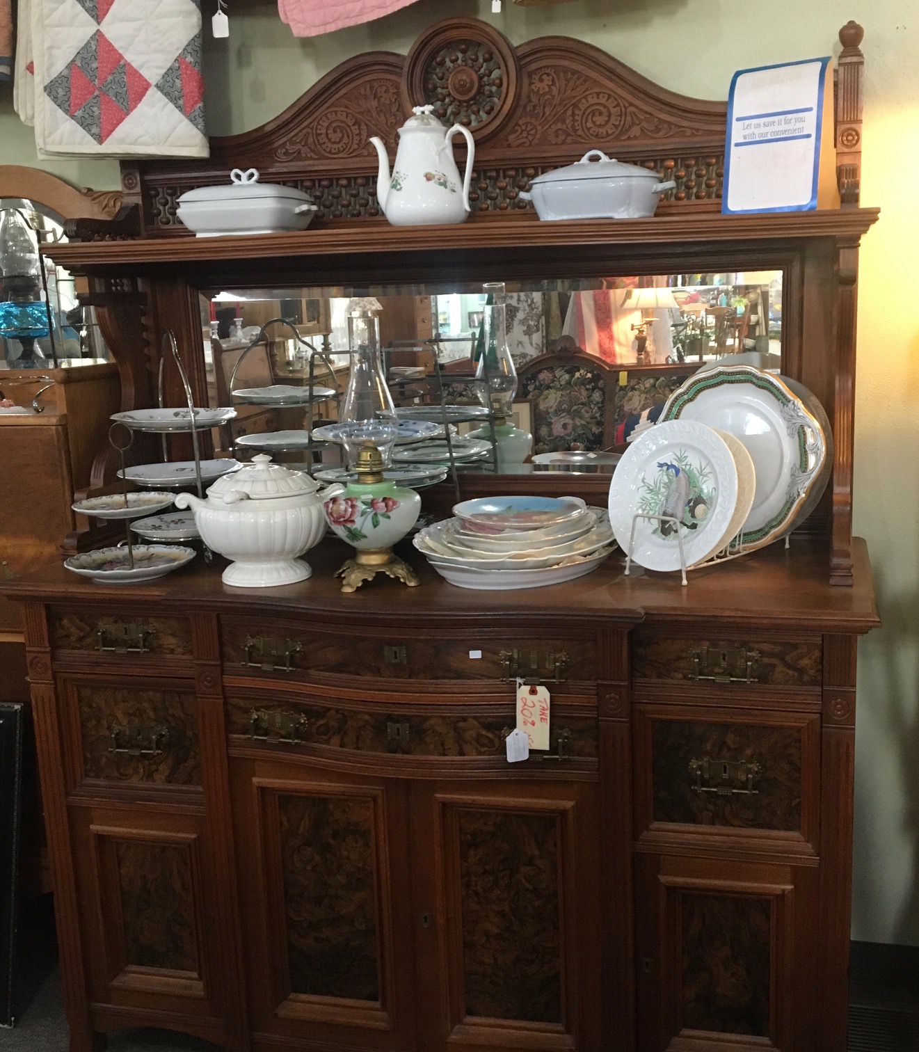 Multnomah Antiques logo