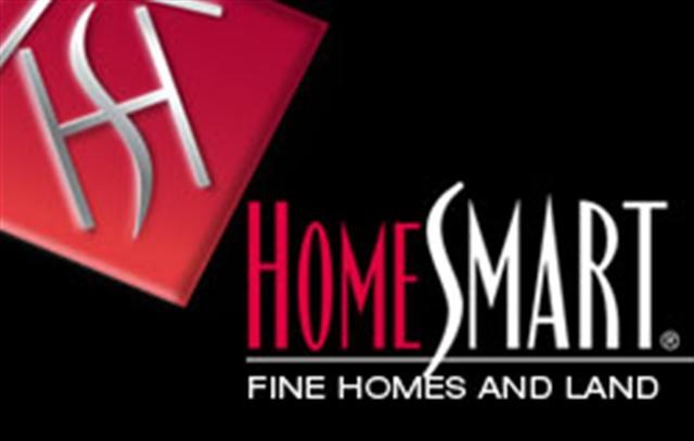 Rosie Carroll at BloomTree Realty logo