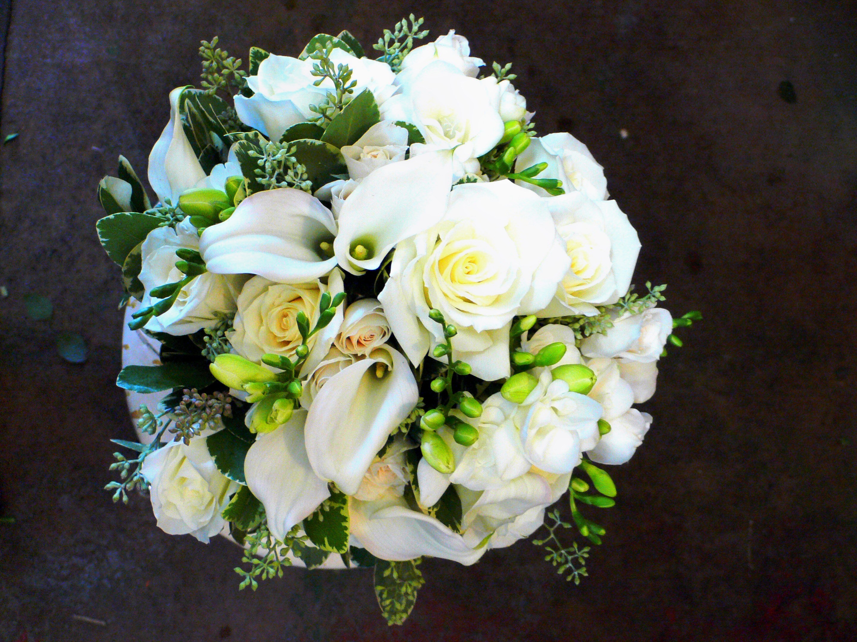anna maries florist logo