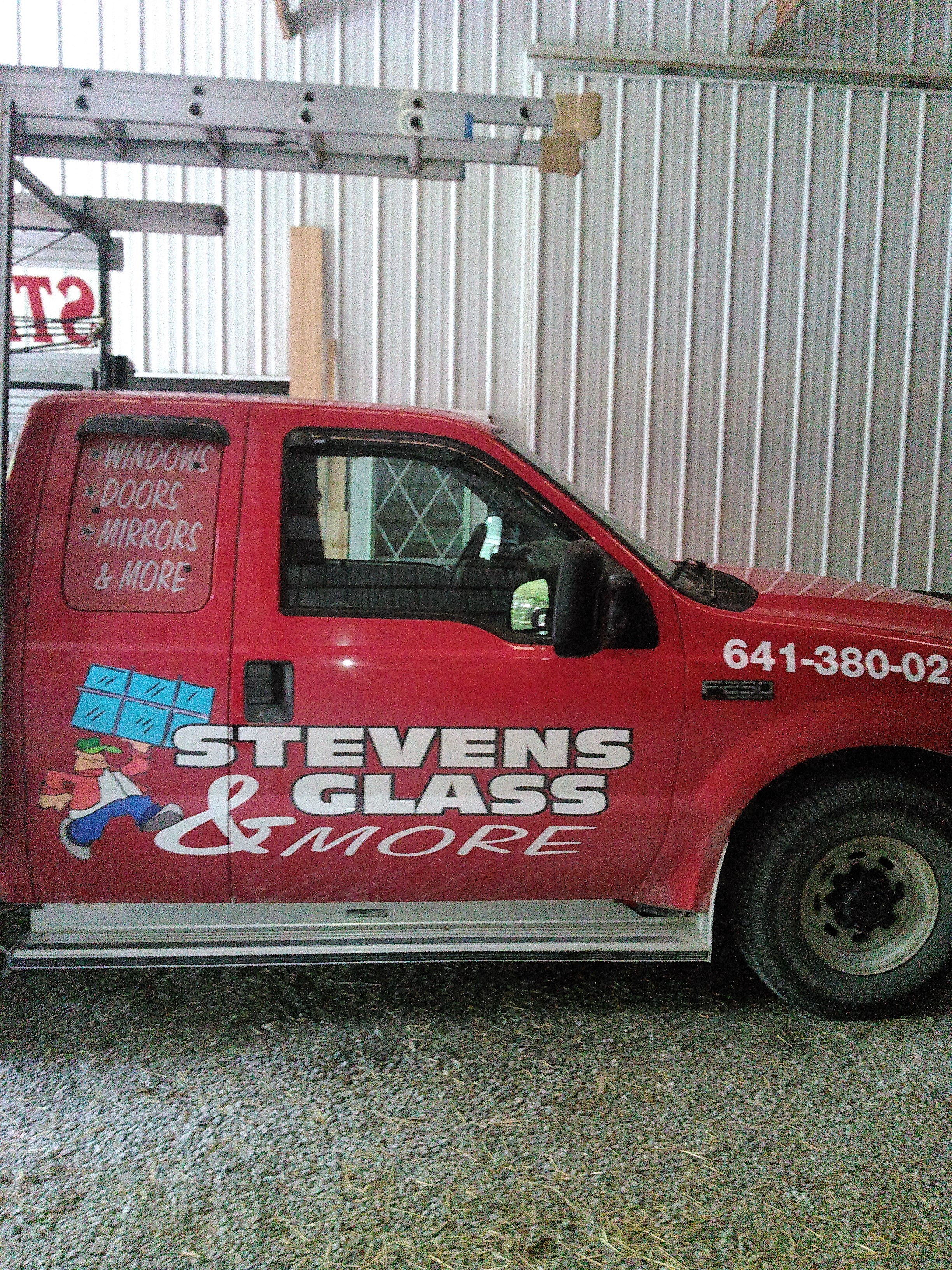 STEVENS GLASS & MORE logo