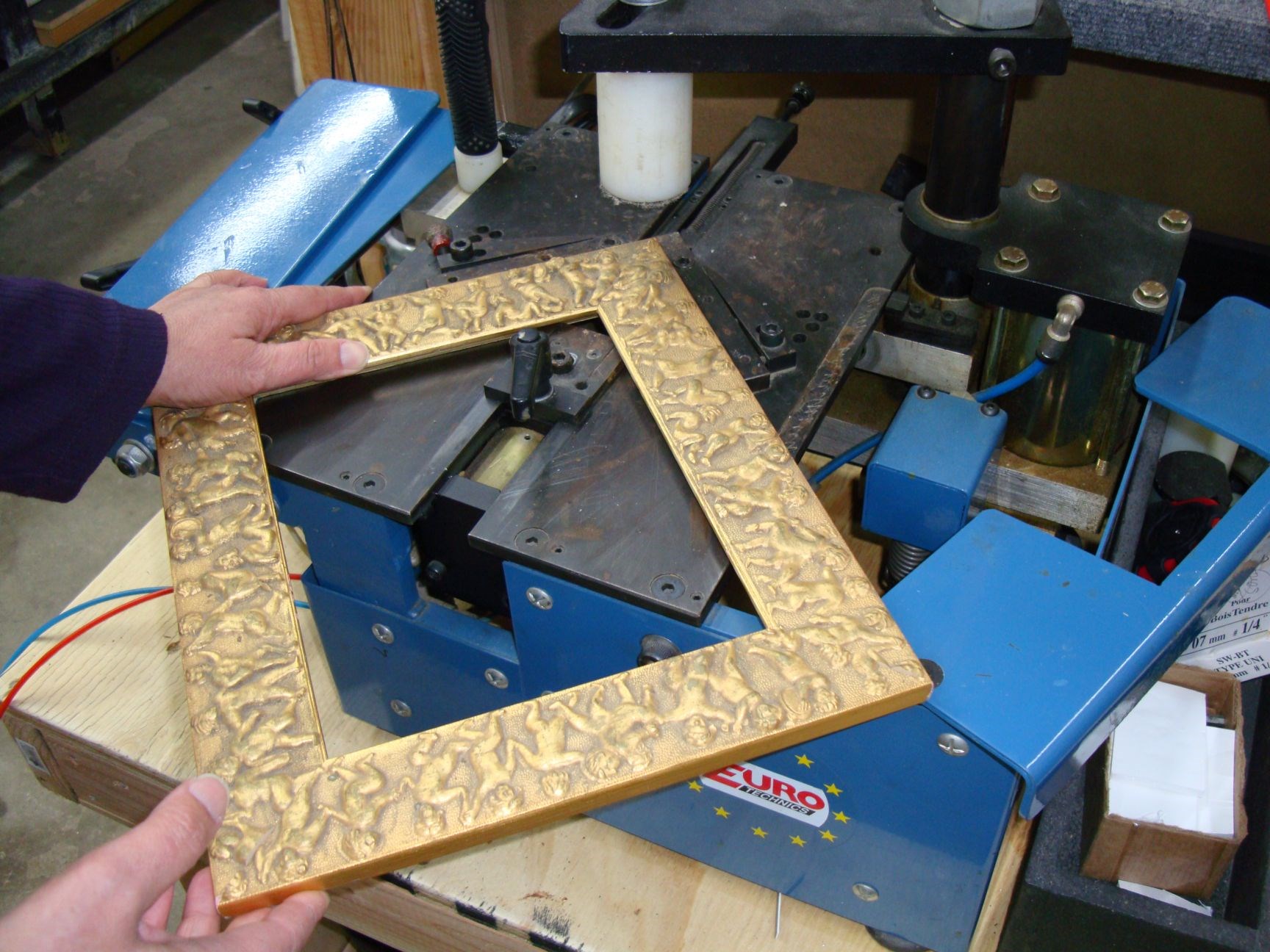 A Frame of Art logo