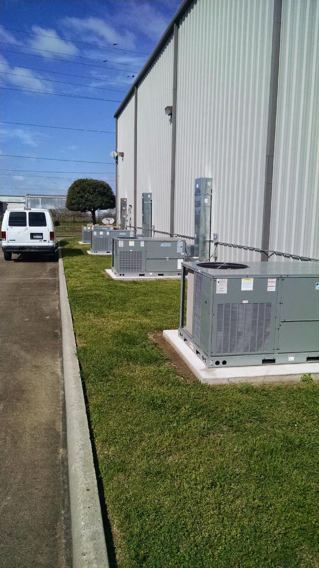 Aaron Childress Air Conditioning and Heating Co logo