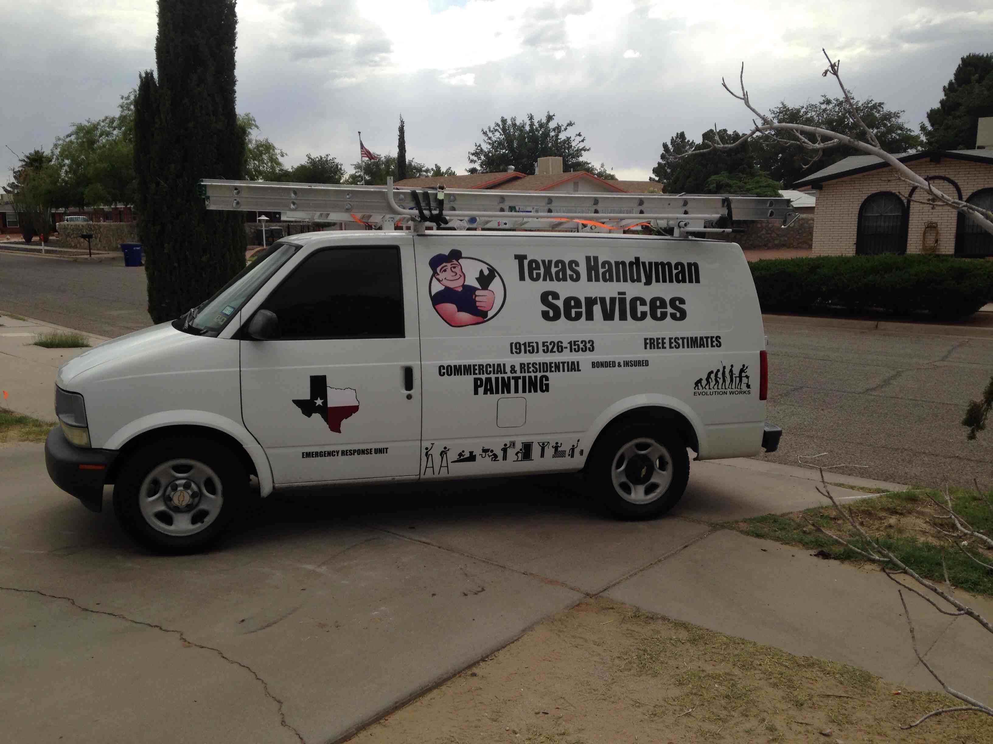 Texas Handyman Service's logo