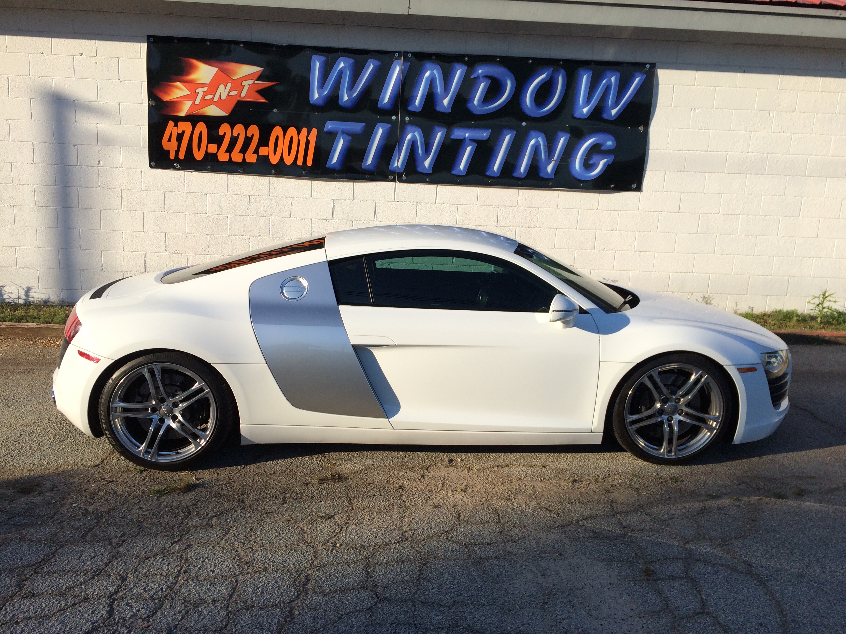 TNT Window Tinting logo
