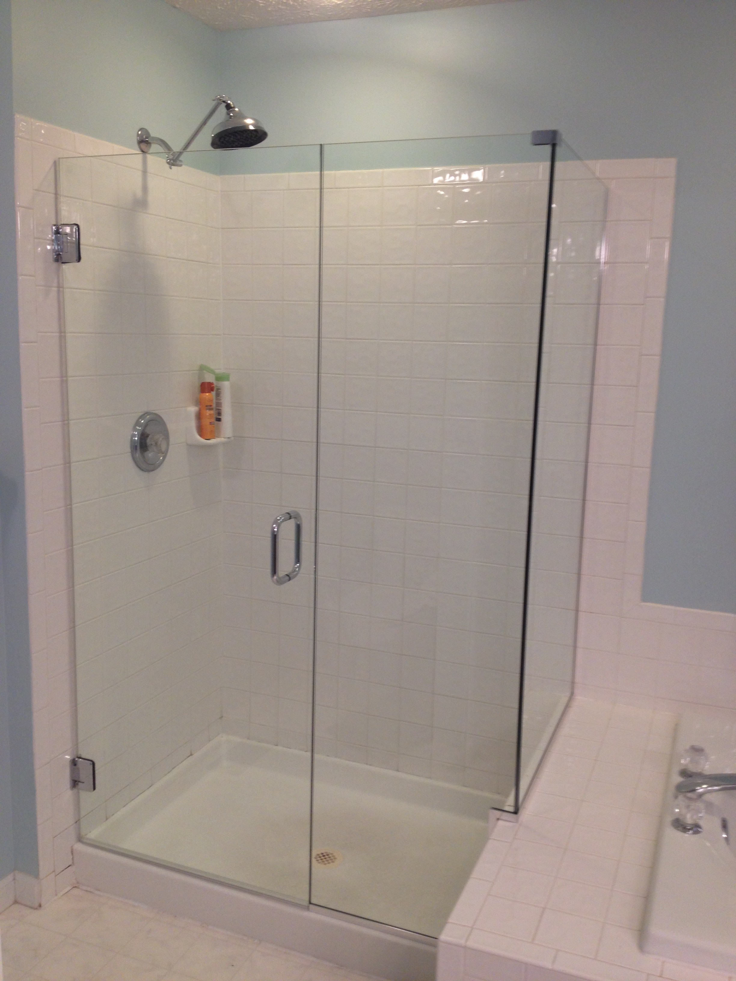 Frameless Shower Doors by Cincinnati Glass logo