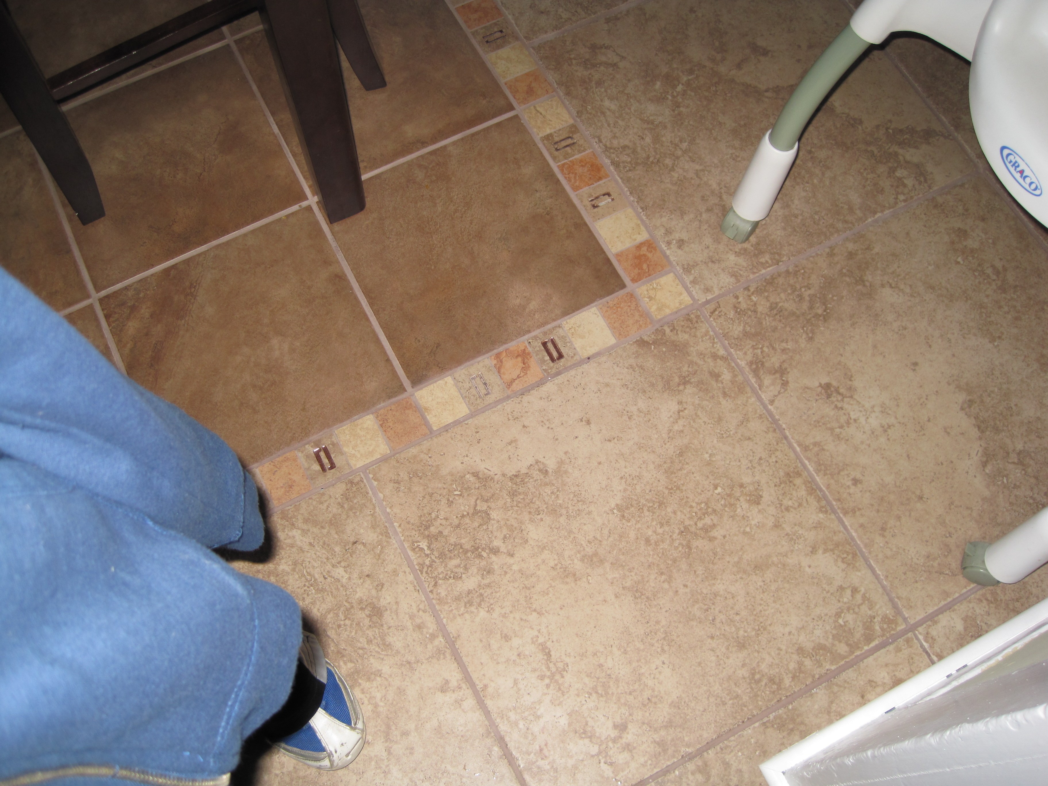 Marples Construction logo