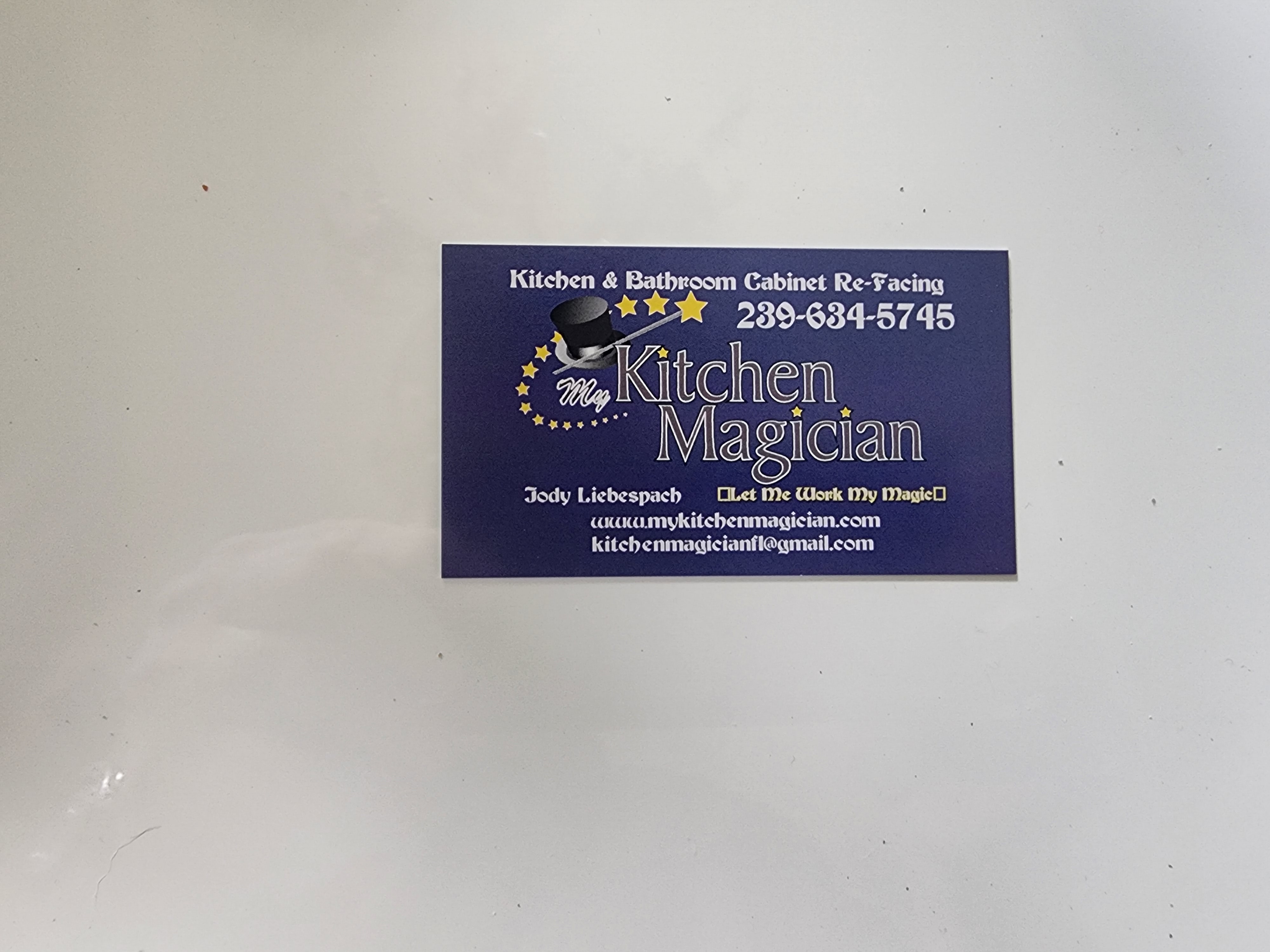 Logo for KITCHEN MAGICIAN
