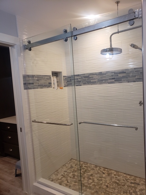 Logo for SHOWER ENCLOSURES INC