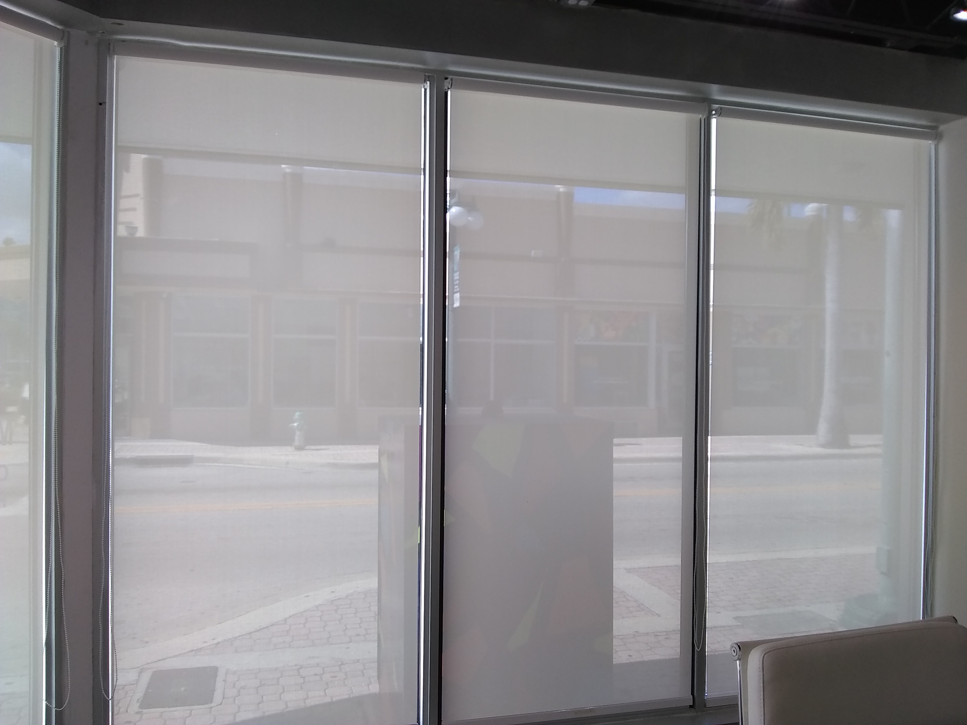 blinds r us logo