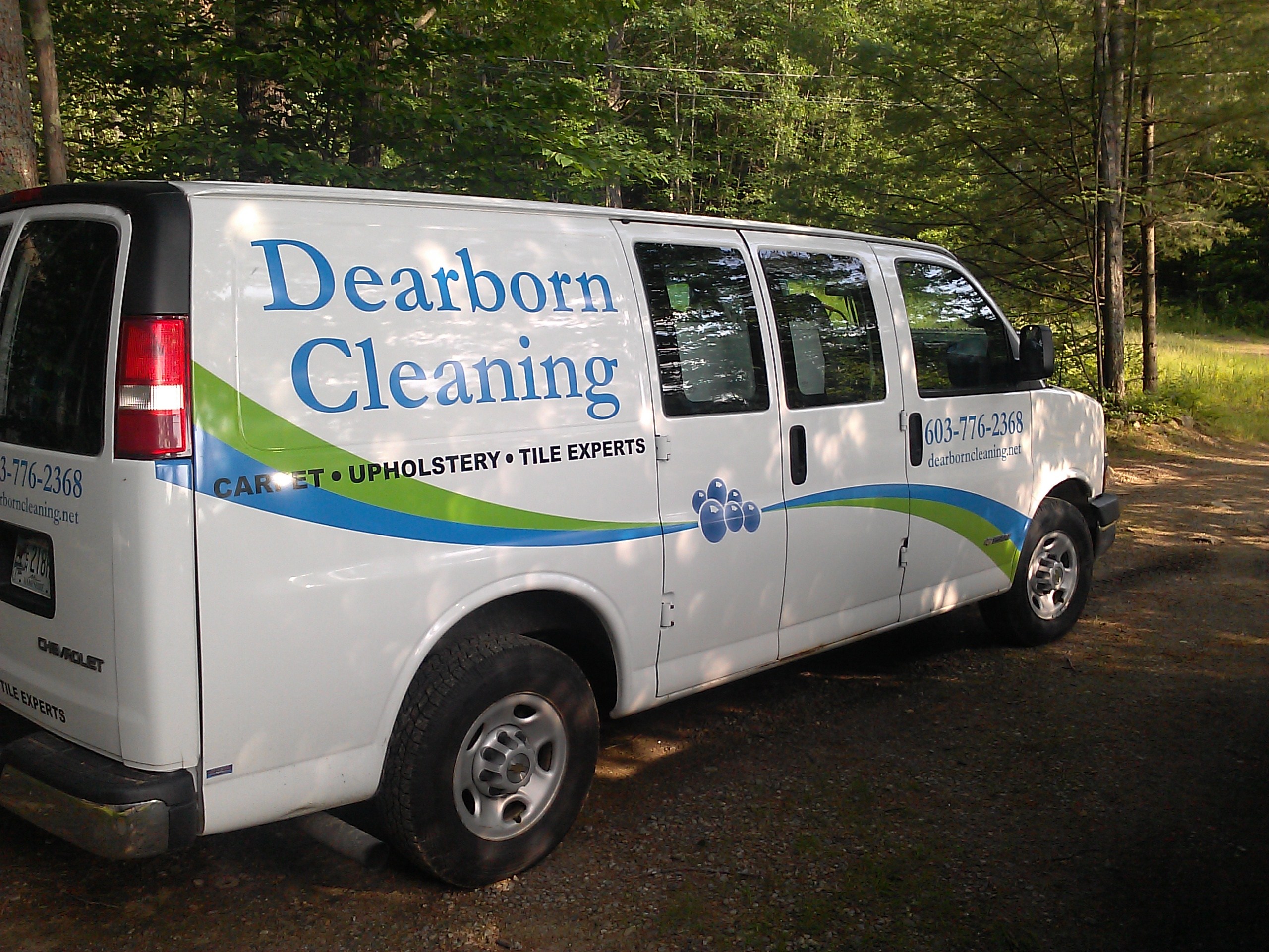 Dearborn Cleaning logo