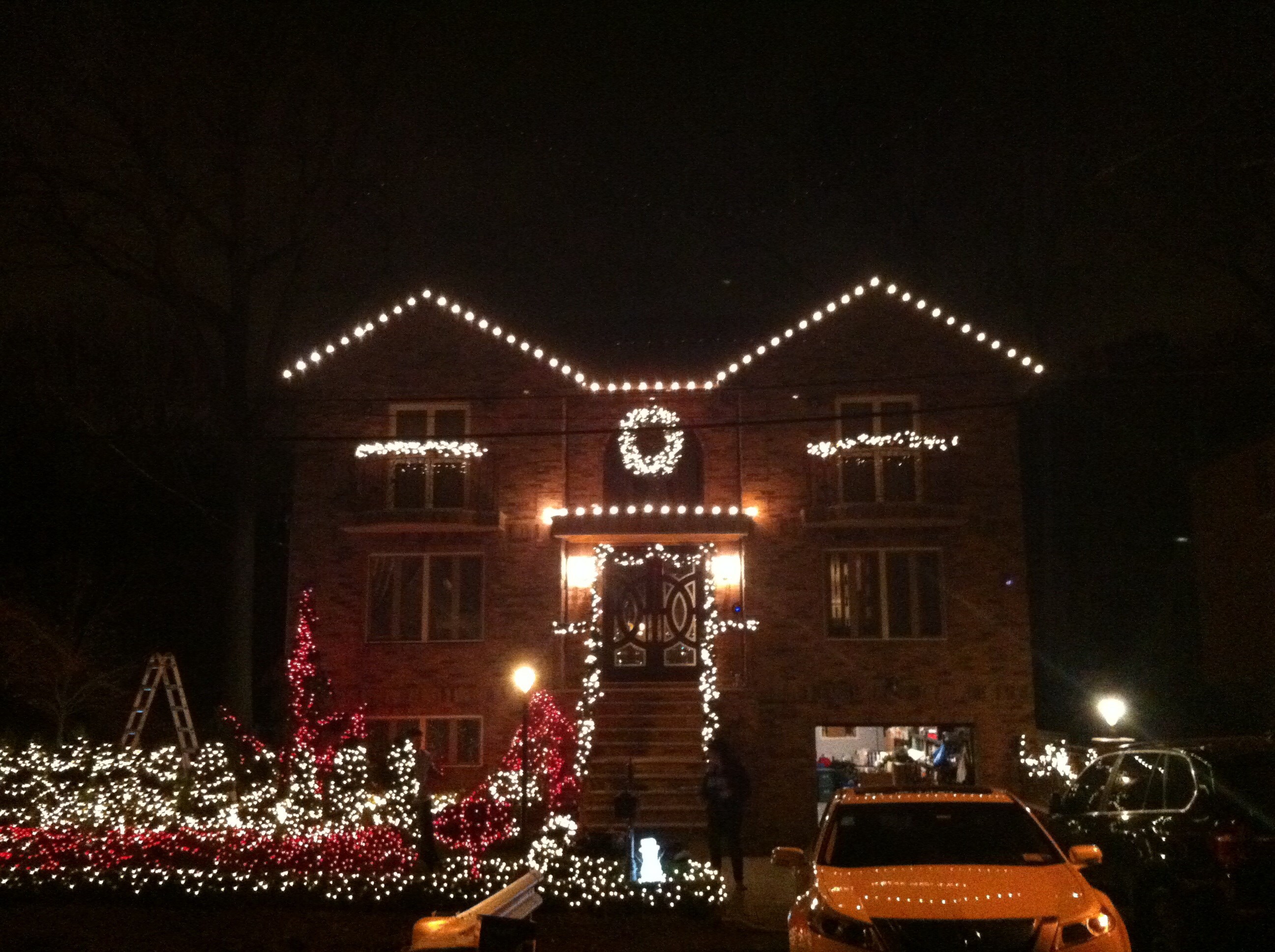 The Christmas Decorators logo