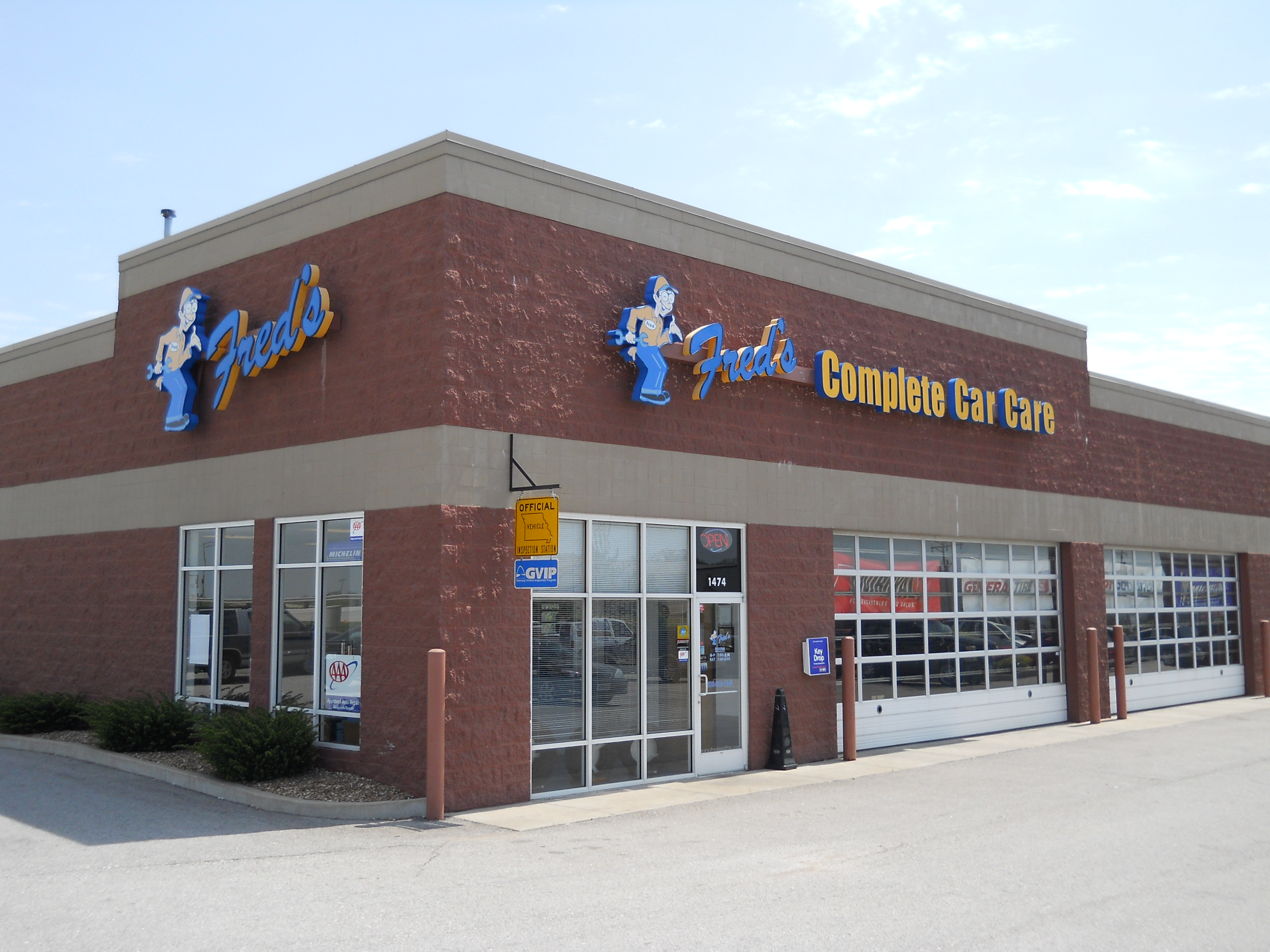 Logo for Fred's Complete Car Care