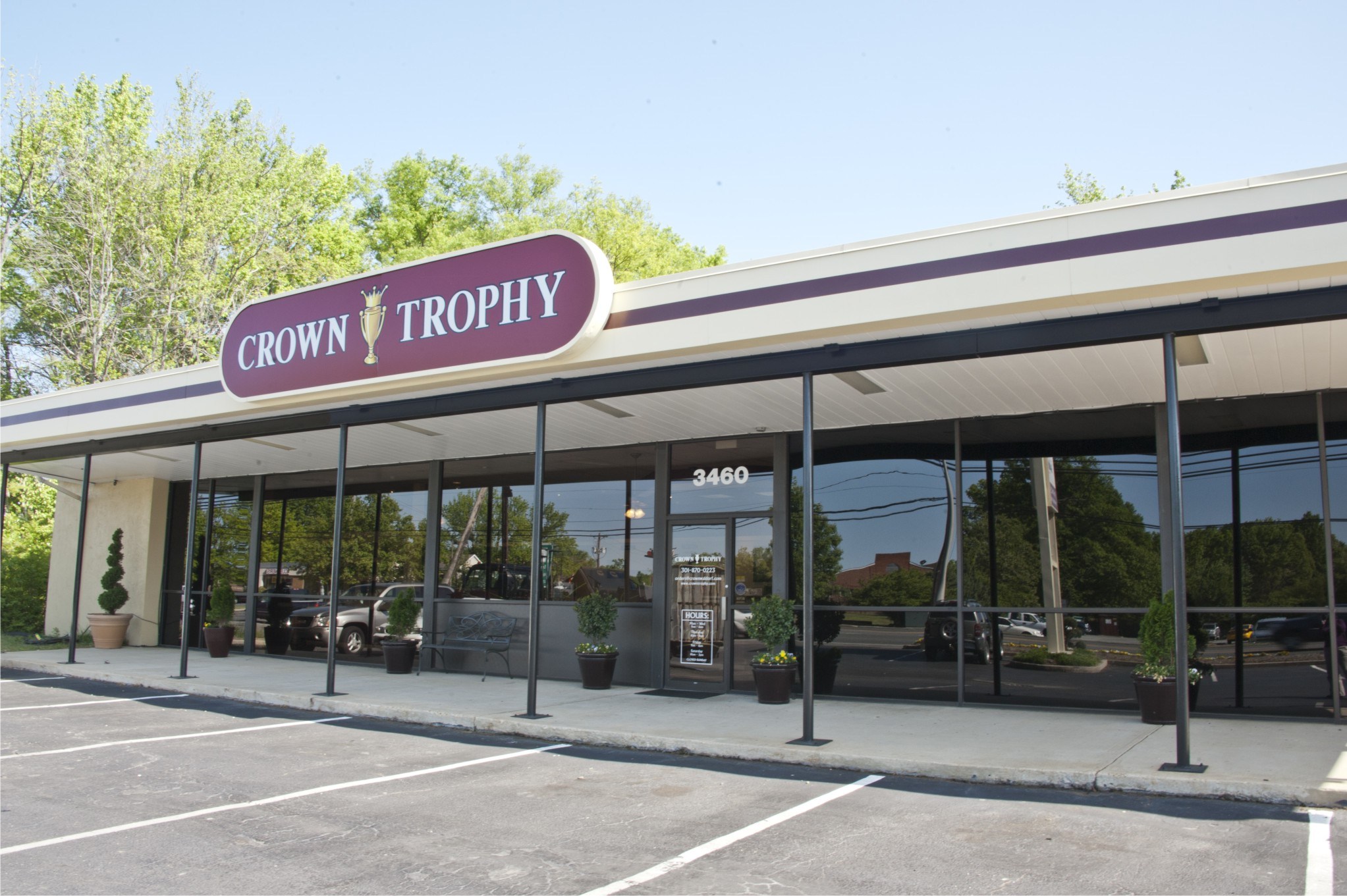 CROWN TROPHY logo