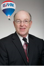 Edward McNally - RE/MAX of Cherry Hill logo