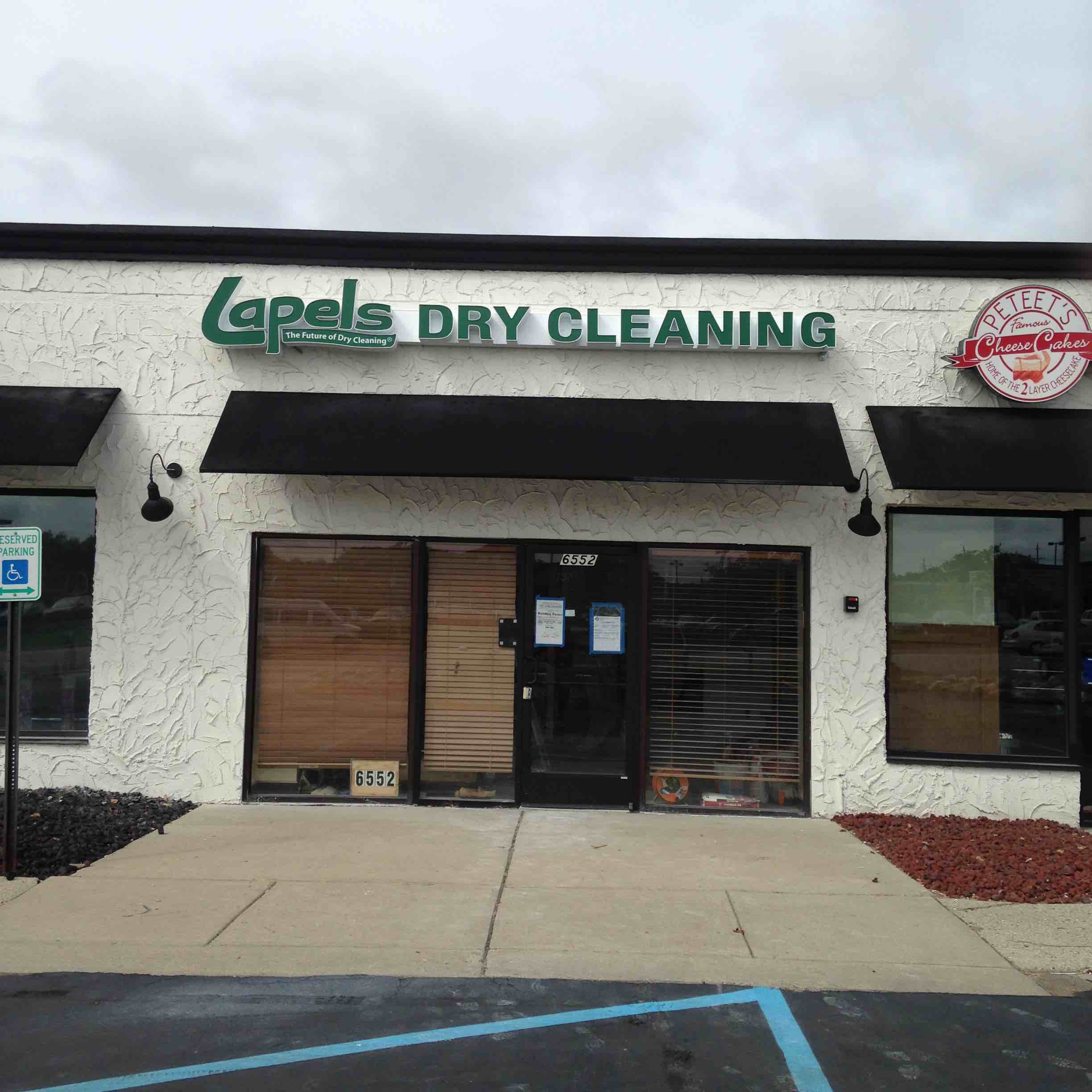 Lapels Dry Cleaners of West Bloomfield logo