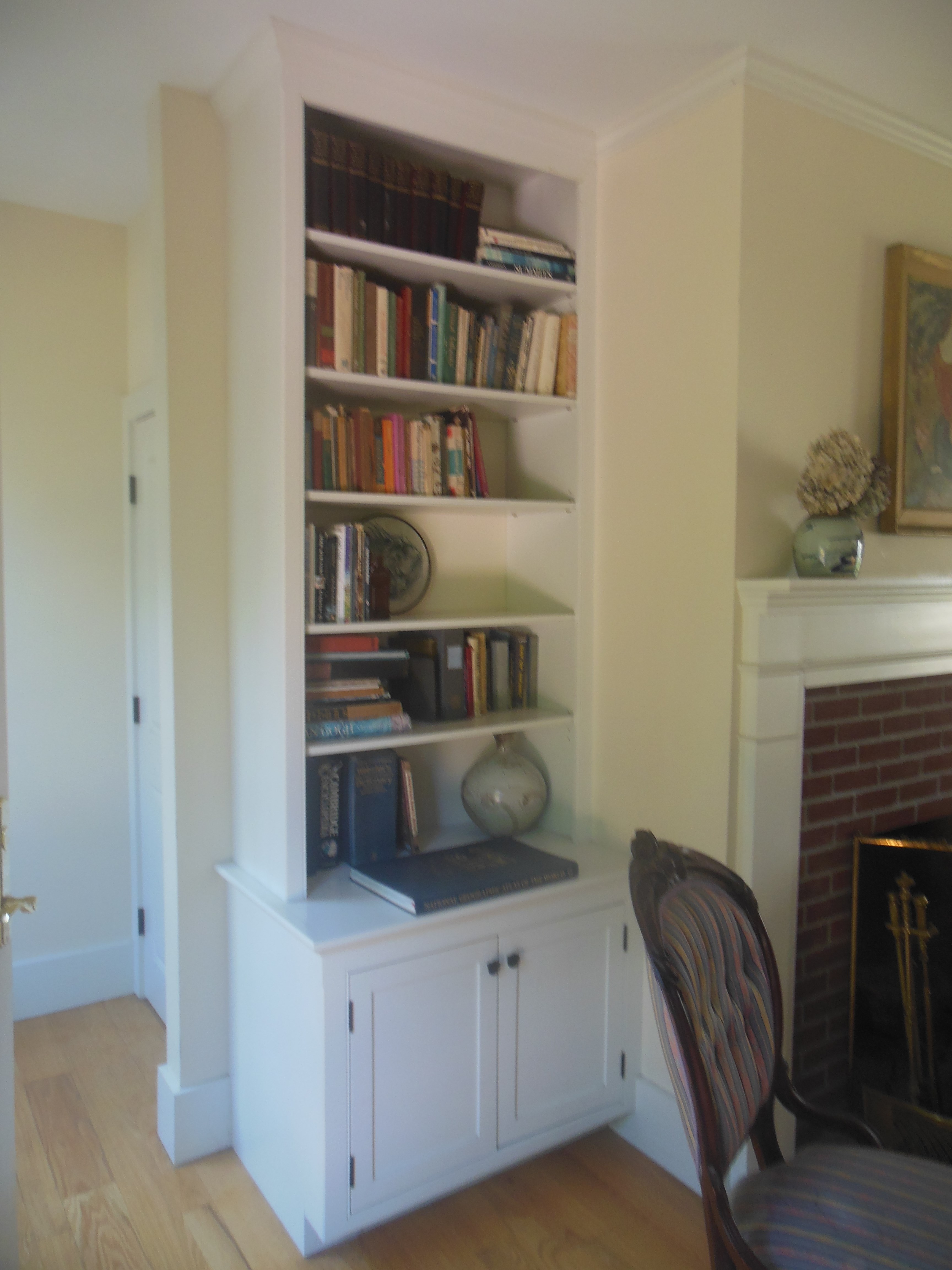 Bryant Construction logo