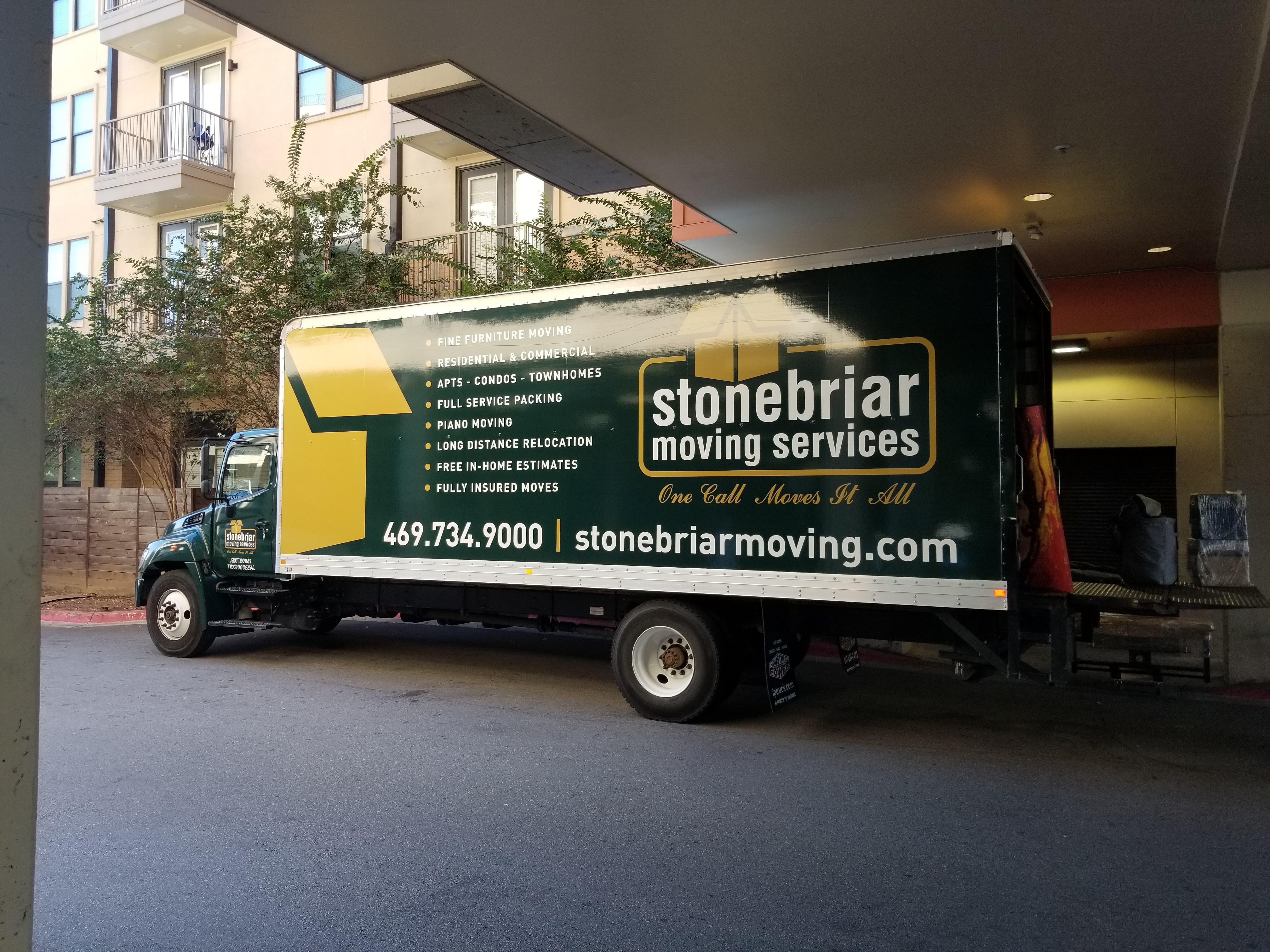 Logo for Stonebriar Movers