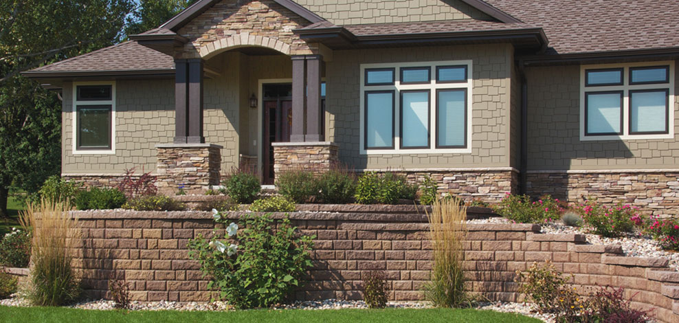 Lawn Grooming & Landscape Design logo
