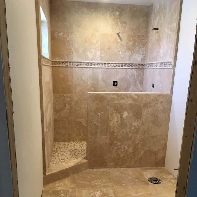 Navas tile & granite logo