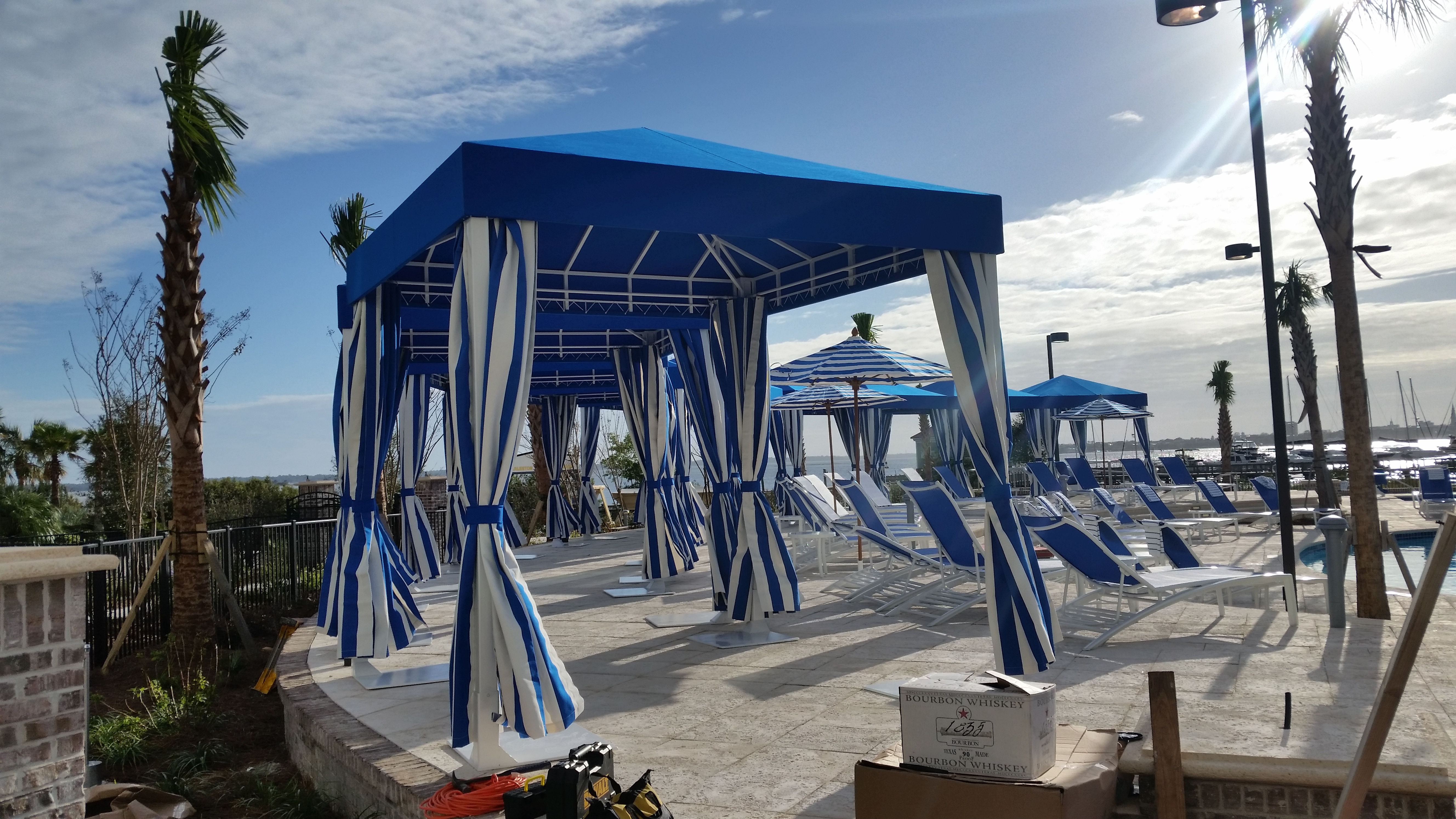 US Canvas & Awning Corp. logo