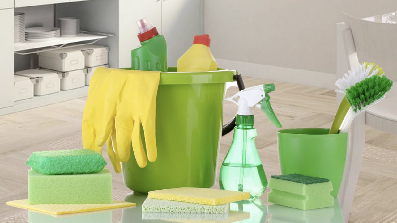Sparkly Green Clean logo