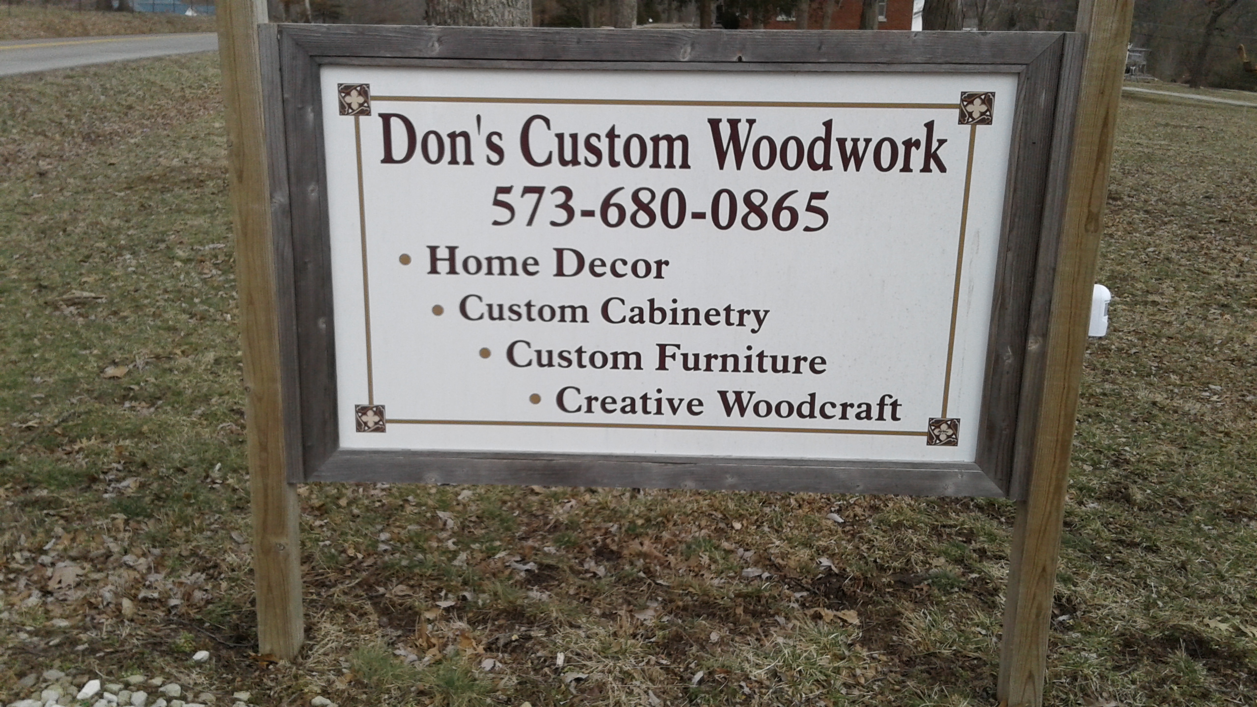 Dons Custom Woodwork logo