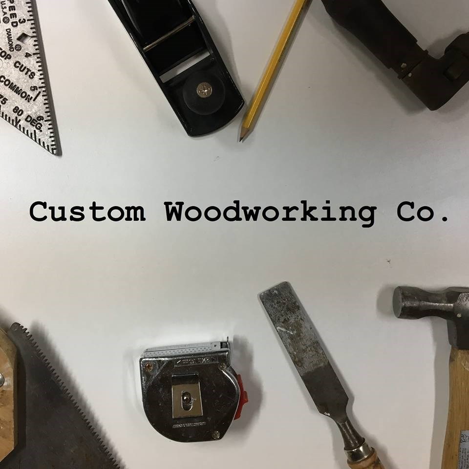 Custom Woodworking Co. logo