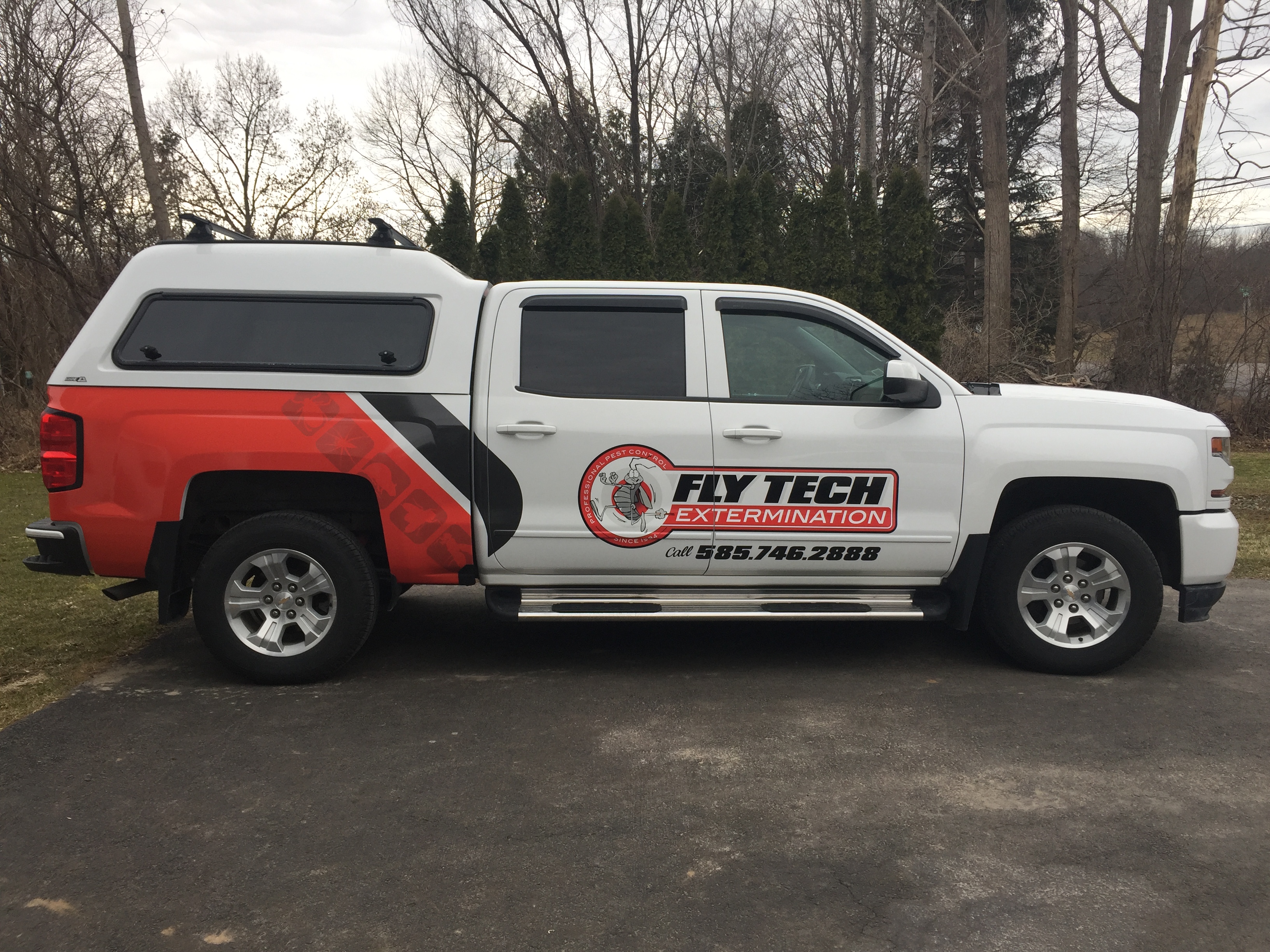 Fly Tech Extermination logo