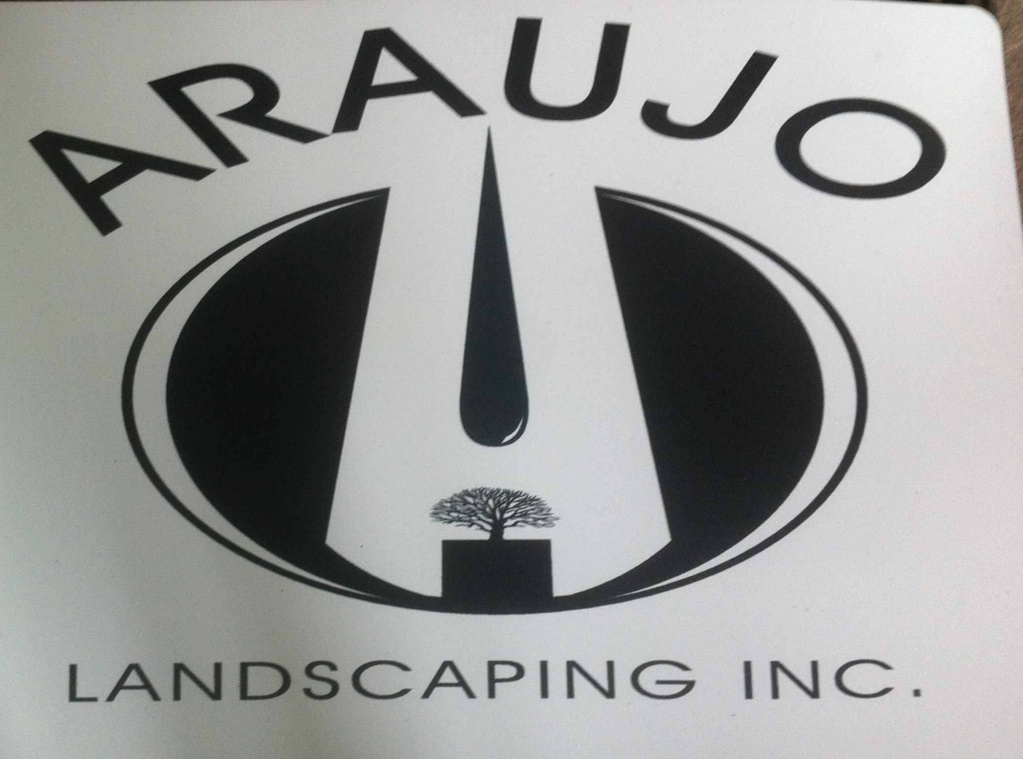 Araujo Landscaping,Inc. logo