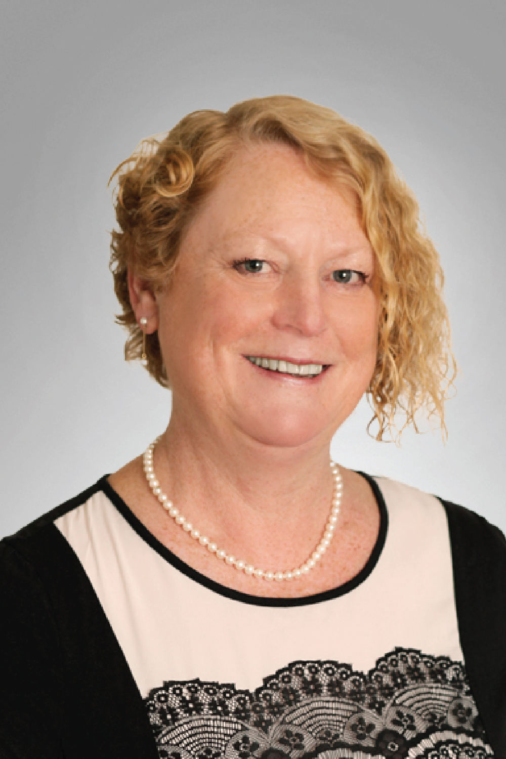Caroline Scott-Zephyr Real Estate logo