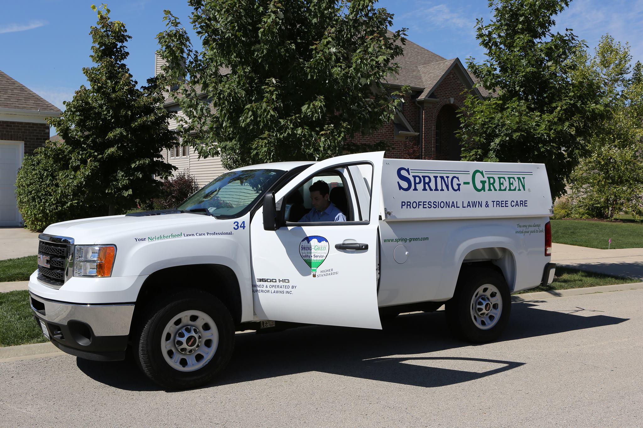 Spring-Green Lawn Care logo